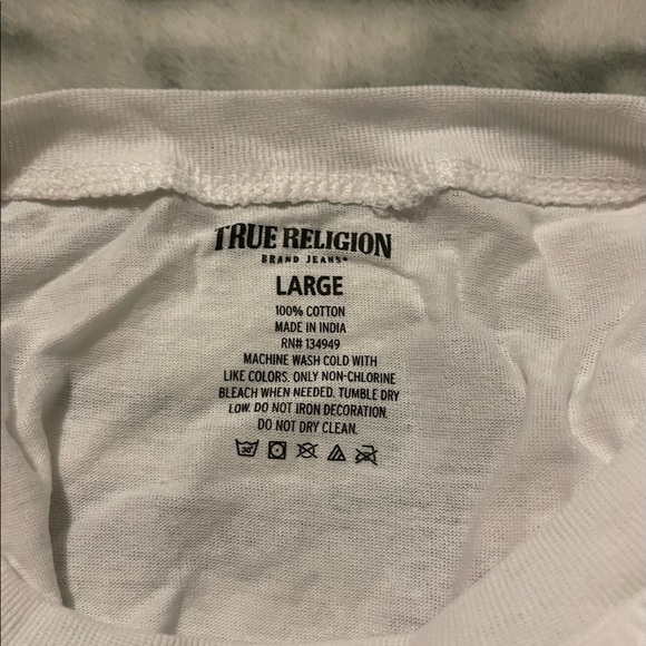 4 True Religion T-shirts - Picture 1 of 12